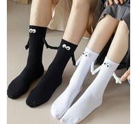 1/2 paires de chaussettes créatives magnétiques main dans la main simples noir et blanc, décoration 3D aux grands yeux à la mode, chaussettes de couple intéressantes pour le port quotidien et extérieu
