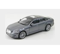 Jaguar XJ 2010 - 1/24 Welly Diecast Voiture Miniature 22517W