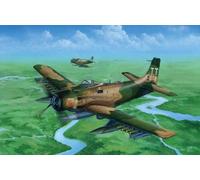 1:32 TRUMPETER KIT A-1J Ad-7 Skyraider TR02254
