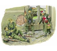1/35 ドイツ 負傷兵&軍医 (アーヘン 1944)