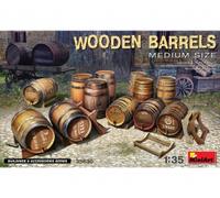 1:35 Tonneaux en bois de taille moyenne (12)