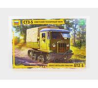 Zvezda 3663 1:35 Sov. STZ-5 Artellerie Traqueur - Kit de Modélisme en Plastique à Assembler - Réplique Détaillée Non Laquée