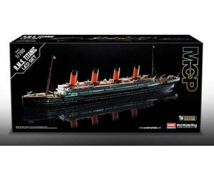 1:700 Academy Rsm Titanic KIT + Led Set Static ACD14220 Modellino