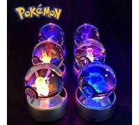 1 boîte Boule de cristal 3D Pokémon avec base lumineuse à LED, set de figurines. Veilleuse Pokémon à 7 couleurs changeantes, jouets de figurines anime mignons. Boule de cristal 3D à LED, processus de