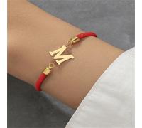 1 bracelet en acier inoxydable à la mode et créatif avec lettres de A à Z en rouge, ajustable en taille. Les filles peuvent porter le bracelet avec la première lettre de leur prénom pour une utilisati