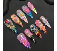 1 ensemble de 10 pièces d'ongles carrés style Y2K faits à la main - fabriqués à la main avec des coccinelles artisanales, des papillons sculptés colorés, de petites fleurs rose-bleu, des pointes franç