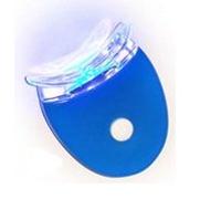 1 lampe LED pour blanchiment dentaire.