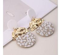1 paire de boucles d'oreilles de qualité avec design personnalisé symétrique en demi-cercle imprimé léopard. Convient pour un port quotidien, les vacances, les loisirs et comme cadeau pour les femmes 