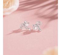 1 paire de boucles d'oreilles papillon pour étudiants, boucles d'oreilles de niche, nouveaux modèles de conception de boucles d'oreilles, boucles d'oreilles simples et polyvalentes de luxe léger Taill