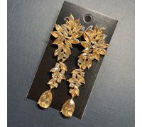 1 paire de boucles d'oreilles pendantes de luxe avec cristaux strass, feuilles et gouttes d'eau. Convient pour les accessoires de mariage, gala, représentation et fête des femmes. Taille UniqueAlliage