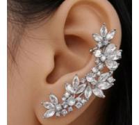 1 pièce Boucle d'oreille luxueuse haut de gamme entièrement pavée de fleurs, boucle d'oreille minimaliste de style féérique de conception de niche Taille UniqueCuivre
