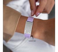 1 pièce Bracelet élastique en acier inoxydable violet avec symbole médical gravé au laser, minimaliste. Cadeau personnalisé unisexe, idéal pour la Fête des Pères, les fournitures scolaires, la rentrée