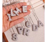 1 pièce Collier pendentif en forme de ballon avec lettre initiale audacieuse AZ en cubique, bijou personnalisé de lettre en couleur argent pour femmes L,M,S,H,A,T,O,X,B,C,D,E,F,G,I,J,K,N,P,Q,R,U,V,W,Y