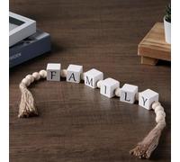 1 pièce de 68 cm de perles en bois de l'alphabet avec pompons en bois avec lettres « Family », corde de chanvre, perles à pompons, guirlande de perles en bois avec pompon, décoration de maison