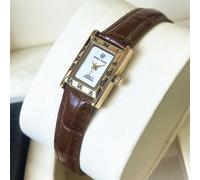 1 pièce Montre femme vintage 18 carats or, boîtier rectangulaire en acier inoxydable plaqué IPG, nouveau design élégant, montre-bracelet à quartz rétro, cadran blanc à la mode, bracelet noir ultra-fin