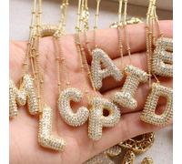 1 pièce Nouveau collier pendentif de luxe microonde CZ Lettre A-Z 26, collier pendentif en lettre initiale plaqué or 18 carats L,M,S,H,A,T,O,X,B,C,D,E,F,G,I,J,K,N,P,Q,R,U,V,W,Y,ZCuivre