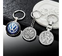 1 pièce Porte-clés en métal neutre, incrusté de strass et logo de voiture. Veuillez noter : il s'agit d'un accessoire automobile standard, pas d'une œuvre d'art ; peut présenter de légères imperfectio