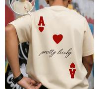 1 pièce T-shirt à manches courtes pour garçons, nouveau design d'été amusant avec imprimé de carte à jouer cœur rouge, design de lettrage "Pretty Lucky", style de rue américain, t-shirt décontracté ab
