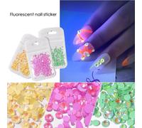 1 Sac Lumineux Fluorescent Diamants Autocollants Pour Ongles Multi Section Dessins Lumineux Décoration Des Ongles Bricolage Manucure Art Outils