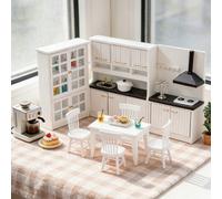 1 set Meuble miniature de maison de poupée avec table et chaises, comprenant un plan de travail de cuisine, des armoires, un évier, une hotte, une vitrine, 1 set table et chaises. Décorations de vitri