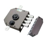 1 X SERRURE TRIPLE ART. 630 630 SxE 63 - 132 x 146 mm