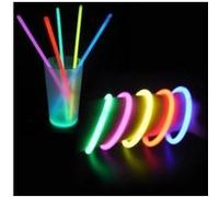 100 Sticks Batons Bracelet Lumineux Brille Dans Le Noir Fete Soiree Anniversaire