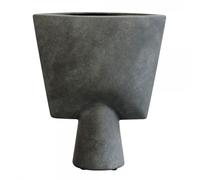 101 Copenhagen [W0724] [W0724] [BR] Sphere Vase triangle, mini, gris foncé, H 22 cm x l 7,5 cm x L 20 cm