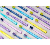 10x Curaprox CS 1560 Brosse à Dents Souple - Original Suisse - Lot de 10