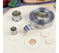 12 pièces Emporte-pièces en acier inoxydable pour biscuits, pâtisseries, pâte. Moules de cuisson ronds. Convient pour faire de la pâte, des enveloppes de raviolis, des beignets. Accessoires de cuisson