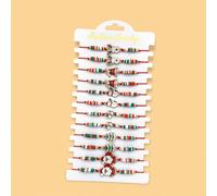 12 pièces Pack Cadeaux de Noël Joyeux Noël Arbre de Noël Père Noël Renne Bonhomme de neige Homme en pain d'épices Breloques de bracelet en céramique douce porte-bonheur tressé. Bracelet corde Cadeau p