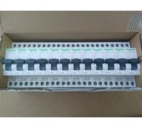 12 x disjoncteur IDPN N 10 16 20A mono courbe C - 10kA - A9N21556 SCHNEIDER