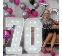 120cm Blanc Chiffre Lumineux,Happy Birthday Decoration 70ème Anniversaire de Mariage Cadre Lumineux,Chiffre Lumineux Géant Decoration Anniversaire Fille Garçon,Déco Anniversaire,Numéro 70