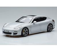Norev Maquette de voiture Porsche Panamera Turbo 2009 Argent 1:18 NV187609