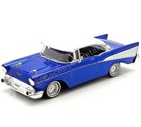 1957 Chevrolet Bel Air avec Visière Bleue/Blanche 1:24 Moteur Max 79030