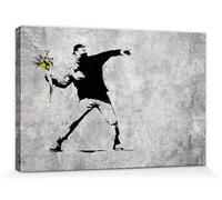 1art1 Banksy Poster Impression sur Toile Le Lanceur de Fleurs, Graffiti Art Urbain Affiche Murale XXL Encadrée | Tendue sur Cadre en Bois | Tableau 30x20 cm