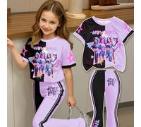 2 pièces/set T-shirt à manches courtes col rond et pantalon évasé avec motif de bande dessinée de jeune fille coréenne en contraste de couleurs violet et noir, couleurs dopamine, style minimaliste. Co