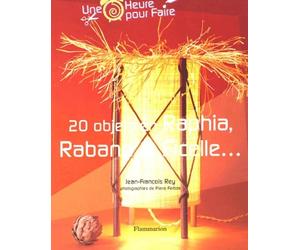 20 objets en raphia, rabane et ficelle...