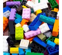 200 briques LEGO de toutes les couleurs