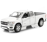2017 Dodge Ram 1500 Argent 1:27 Welly 24104