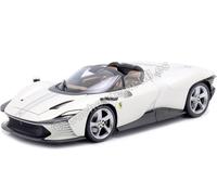 2022 Ferrari Daytona SP3 Blanc Perlé 1:18 Bburago Signature Series 16912