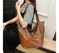 2024 Nouveau sac fourre-tout doux, design Joker, sac à épaule simple, décoration de rivets, sac à main femme grande capacité, pratique pour le shopping, les affaires, les sorties décontractées, finiti