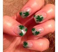 24 PCS Stick Scintillant Sur Les Ongles Festival Faux Shamrocks Artificiel Short Square Press On