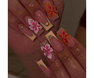 24 pièces/set Ongles à clipser décorés de fleurs oranges 3D, d'étoiles de mer et de coquillages, accessoires de nail art de luxe pour l'été, idéal pour le port quotidien des filles/femmes, fournitures