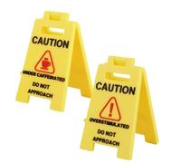 2pcs Panneau Bureau Drôle, Caution Under Caffeinated Overstimulated Do Not Approach Panneau d’Avertissement Humour Cadeau Gag Mini Décoration Bureau pour Lieu Travail Collègues Employés Chefs