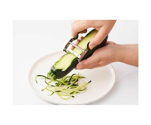 3 éplucheurs à julienne, rasoir et peaux fines Castor