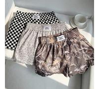 3 pièces Ensemble de shorts décontractés pour femmes avec imprimé camouflage confortable, imprimé léopard vintage, motif à carreaux de course. Tissu tissé, convient pour un port quotidien. Ensemble de