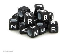Perles alphabet Cubes - Noir et blanc - 6 mm - 300 pcs environ