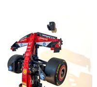 3Dudes & Dad Support mural compatible avec LEGO® Technic Ferrari SF-24 F1 Car - Crochet de rangement conçu sur mesure pour l'ensemble 42207 - Plastique imprimé 3D - Fourni avec matériel de montage