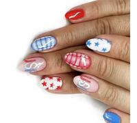 4 juillet Faux ongles français avec presse design patriotique sur acrylique pour le jour de l'indépendance, célébrations, presse tendance sur ongles