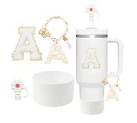 4 pièces Ensemble d'accessoires de tasse A-Z (30-40 oz) - L'ensemble d'accessoires comprend : 1 couvercle de paille, 1 charm lettre, 1 base de tasse en silicone, 1 autocollant lettre, cadeau surprise